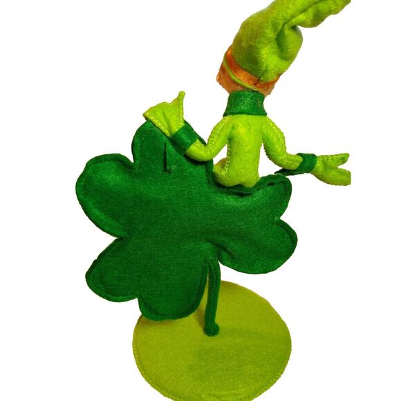 ANNALEE St Patrick's Day Doll Irish Leprechaun Giant Shamrock Vintage Kitsch - Picture 6 of 8